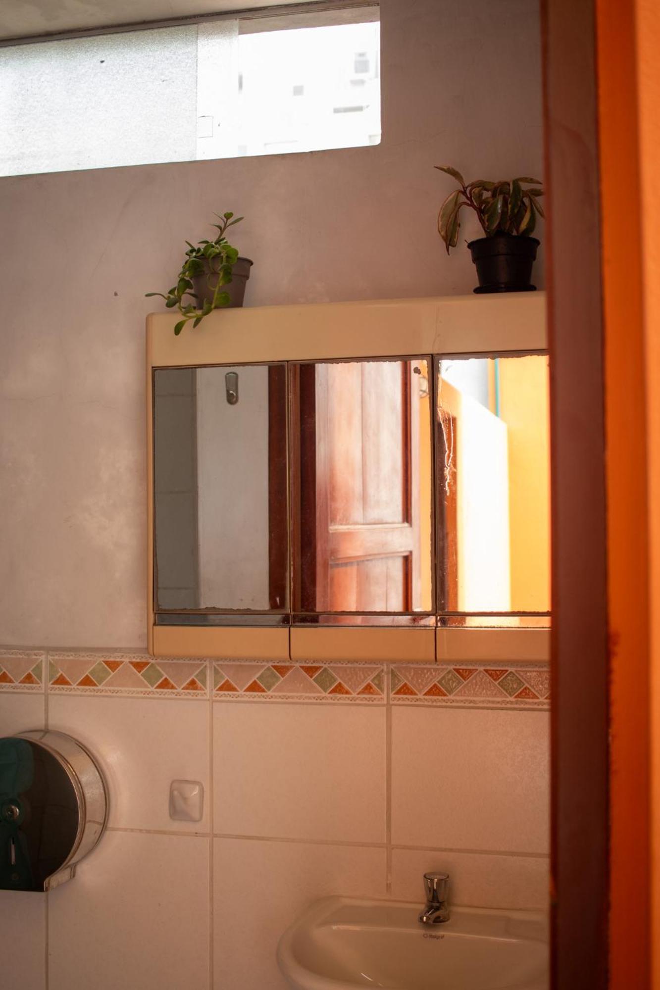 Temazcal Hostel Лима Экстерьер фото