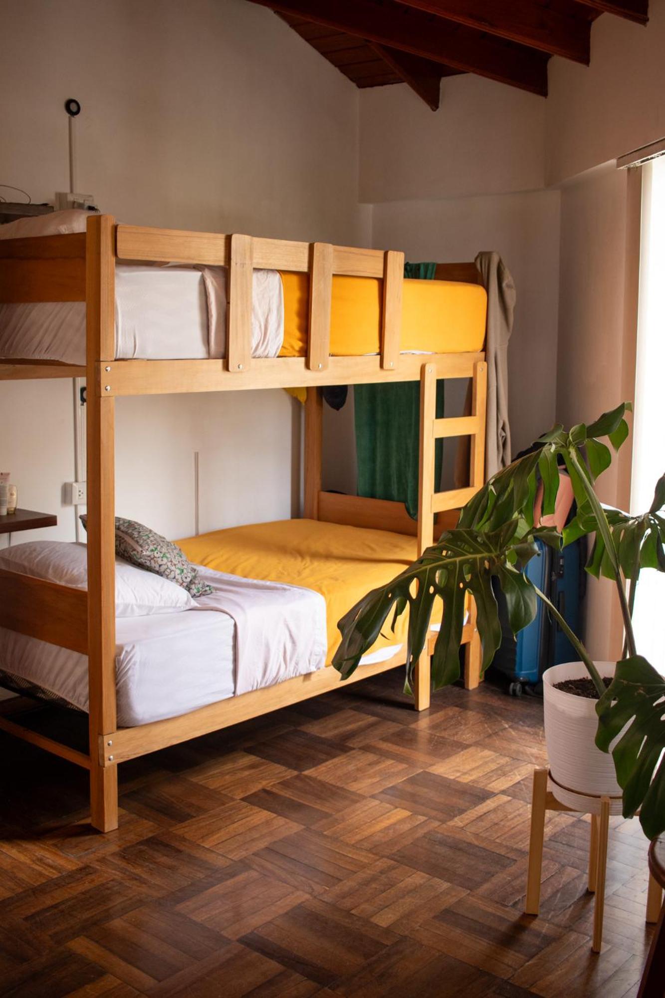 Temazcal Hostel Лима Экстерьер фото